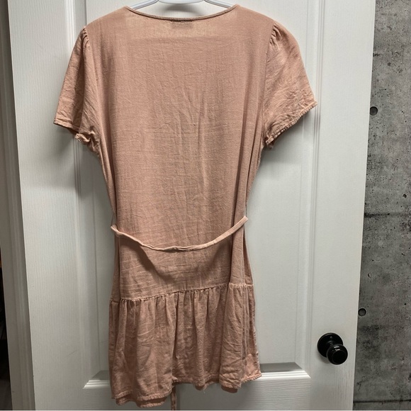 Dotti Linen Dress - Picture 2 of 3